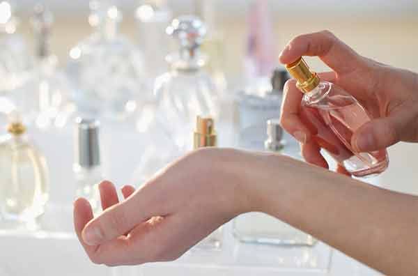 لایه بندی عطر